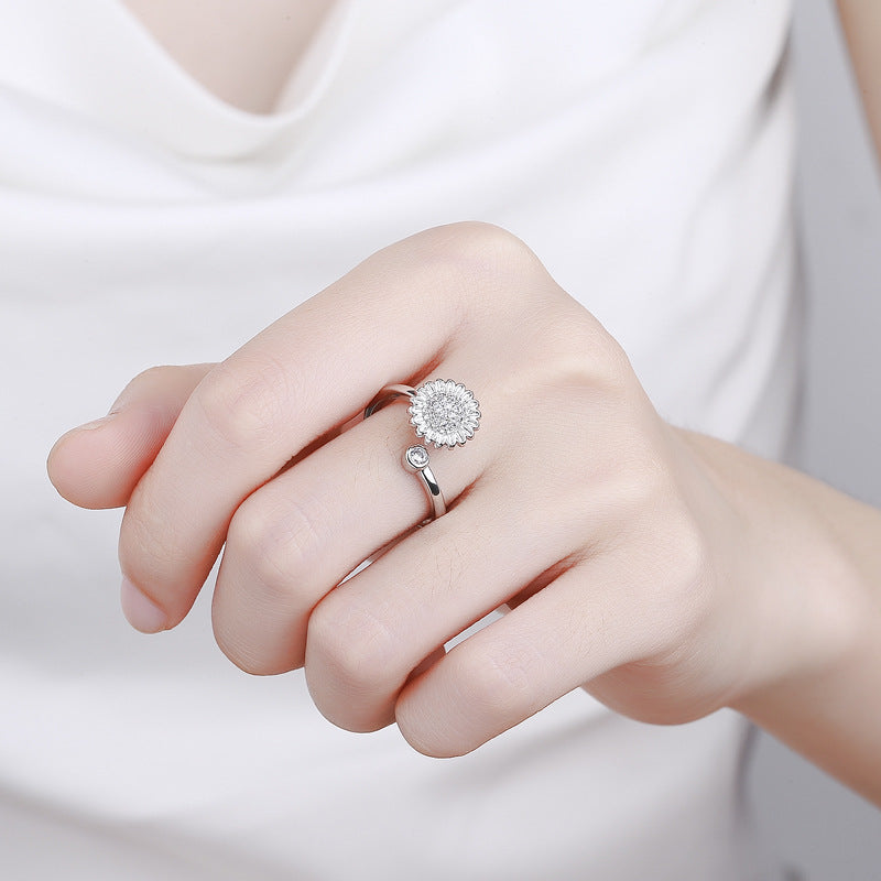 Creative 3-piece set of rotating rings for men, women, adjustable zircon flower stress-relieving rings
