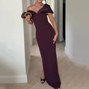 Women's one-shoulder, slimming and flattering evening dress