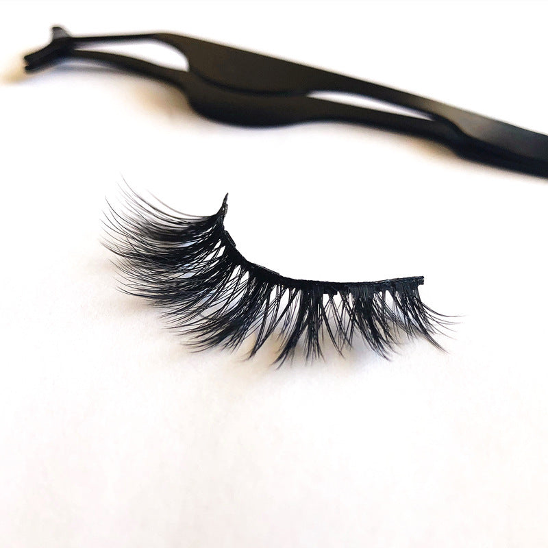 False Eyelashes With Magnets In Fashion