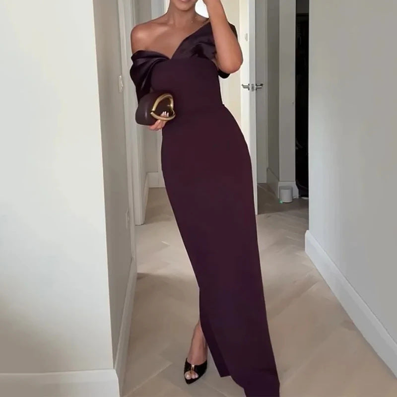 Women's one-shoulder, slimming and flattering evening dress