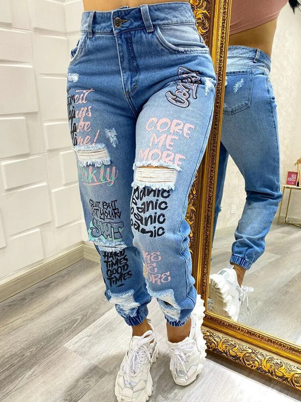 Letter Print Slant Ripped Pocket Jeans